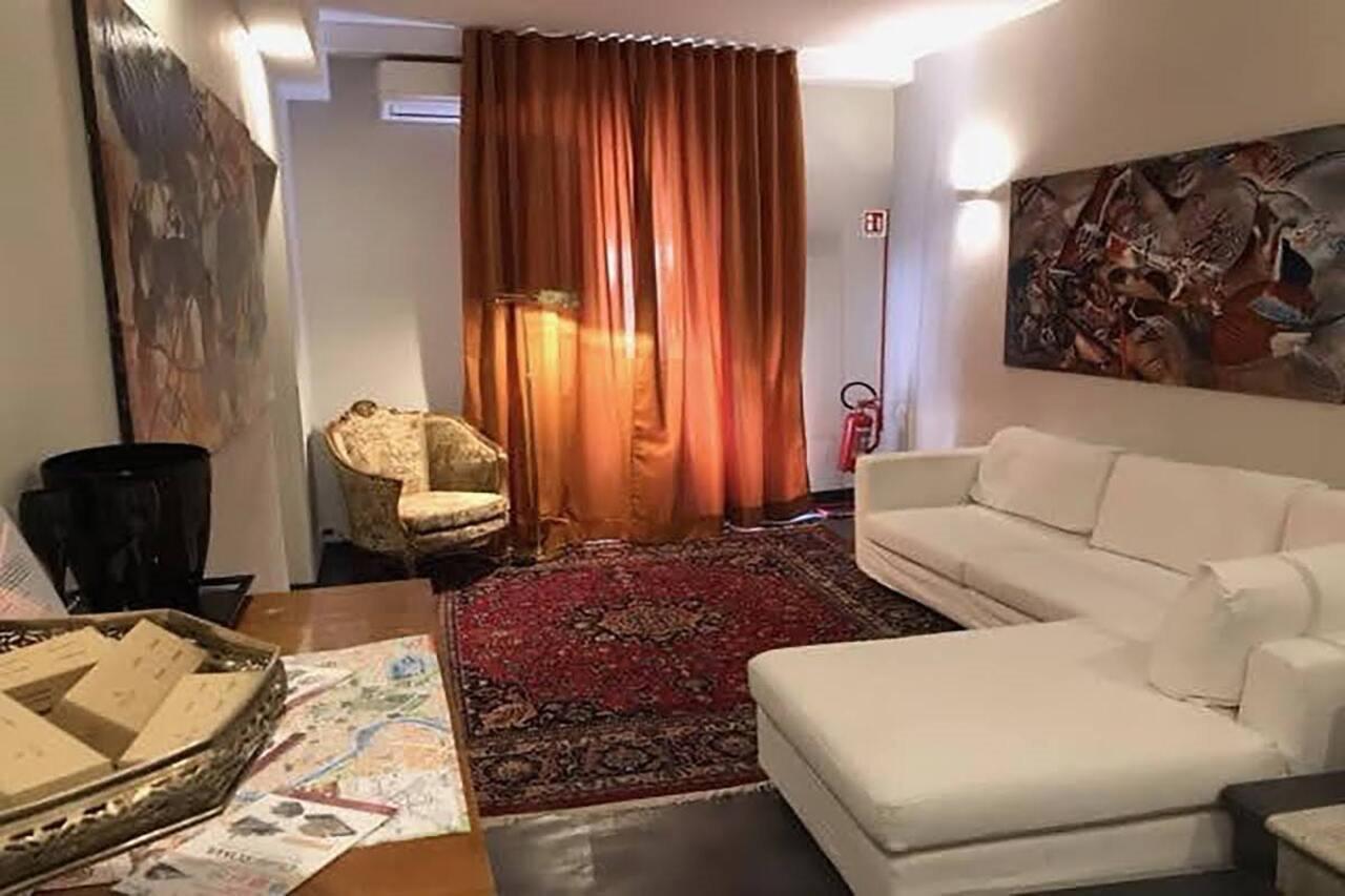 Room 94 Piazza Di Spagna Рим Экстерьер фото